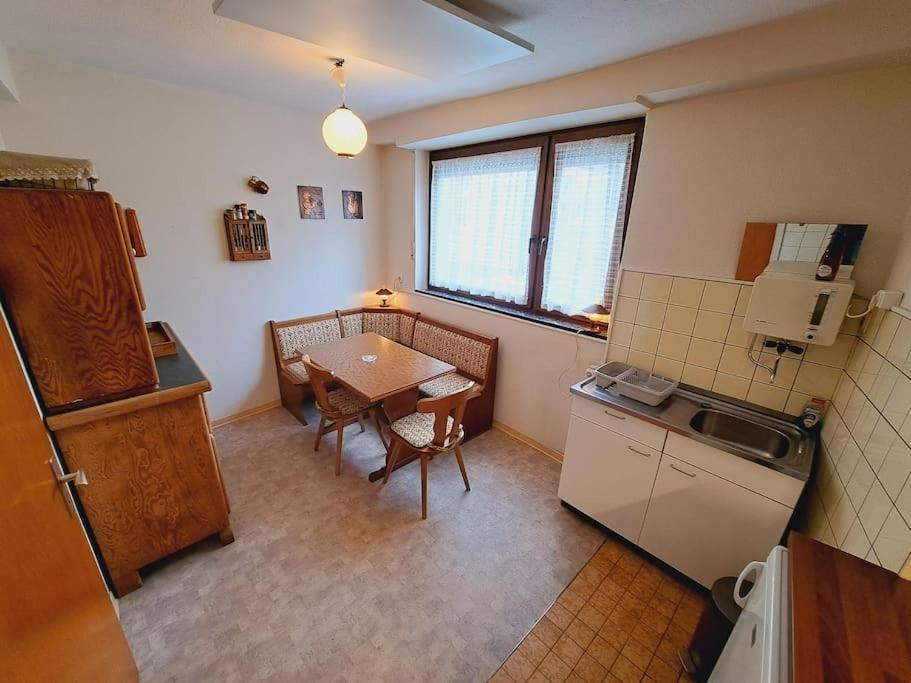 Haus Moselwald - 3 Bedrooms Enkirch Eksteriør bilde