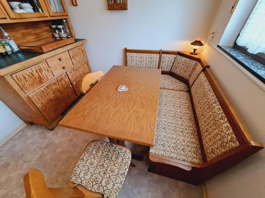 Haus Moselwald - 3 Bedrooms Enkirch Eksteriør bilde