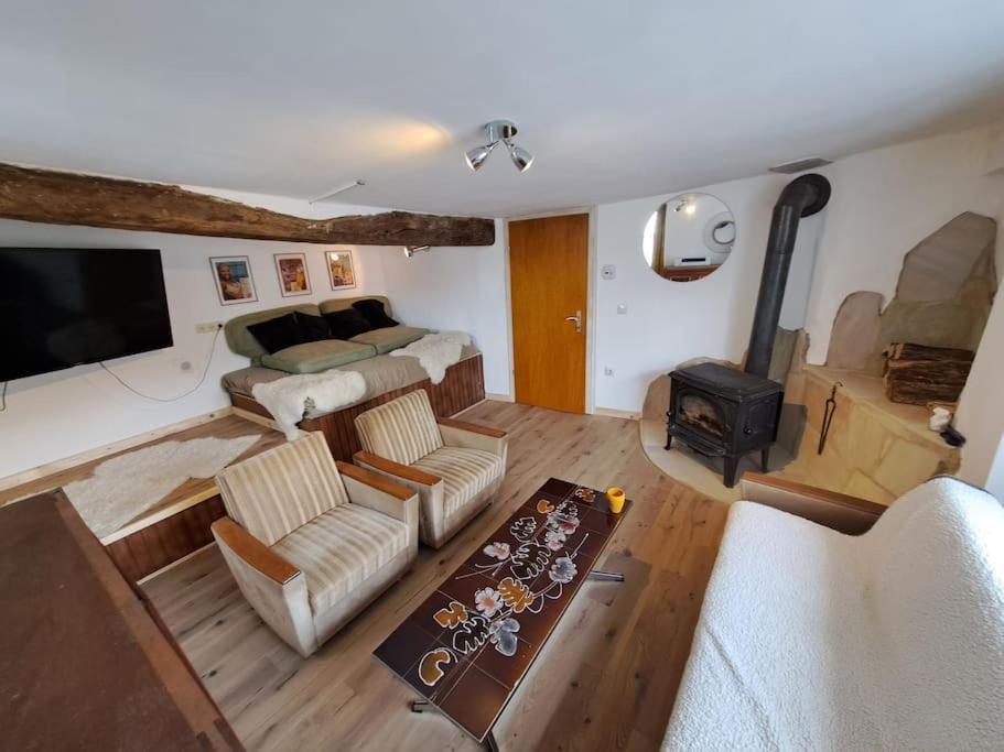 Haus Moselwald - 3 Bedrooms Enkirch Eksteriør bilde