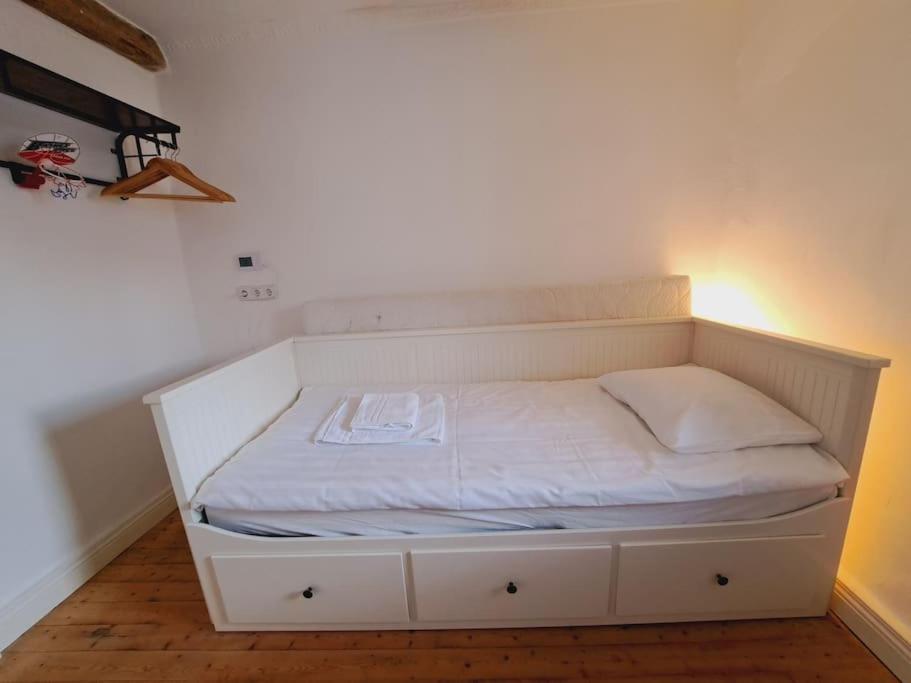 Haus Moselwald - 3 Bedrooms Enkirch Eksteriør bilde