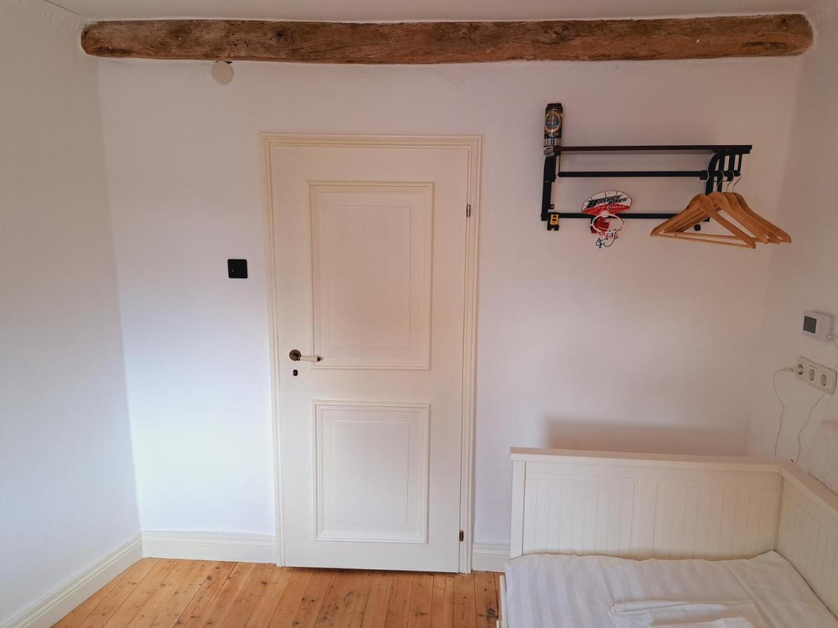 Haus Moselwald - 3 Bedrooms Enkirch Eksteriør bilde